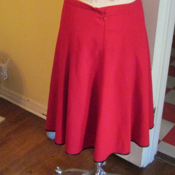 Red Light Wool Circle Skirt Black Trim Medium - Picture 3 of 6